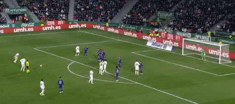 2025中超抢断榜：西海岸杨希以105次居首，英博吕焯毅排第二