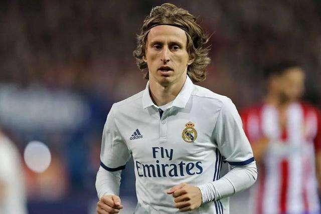 2016年5月：纽约大都会王牌巴特罗·科隆击出生涯首支本垒打，引爆全美社交媒体。